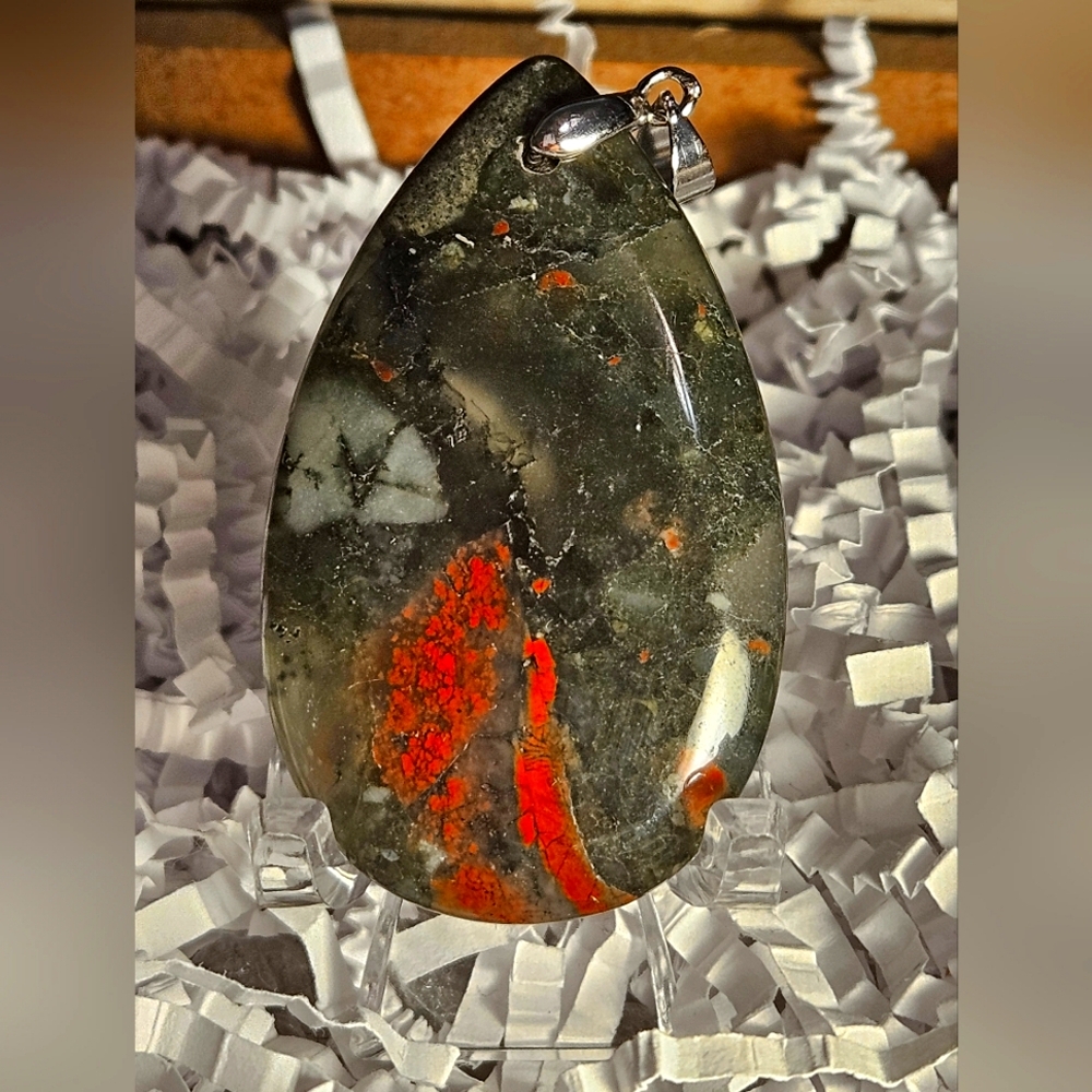 African Bloodstone Pendant - Picture 2 of 2